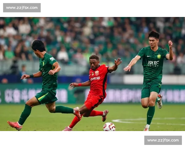 体育盛事聚焦：全球顶级杯赛精彩对决与荣耀之争全记录